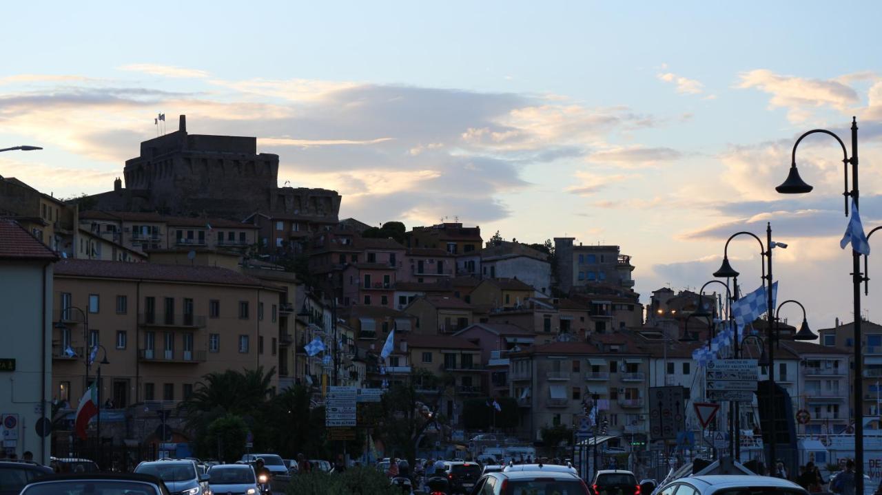 La Casa Di Elba E Mario Διαμέρισμα Porto Santo Stefano  Εξωτερικό φωτογραφία