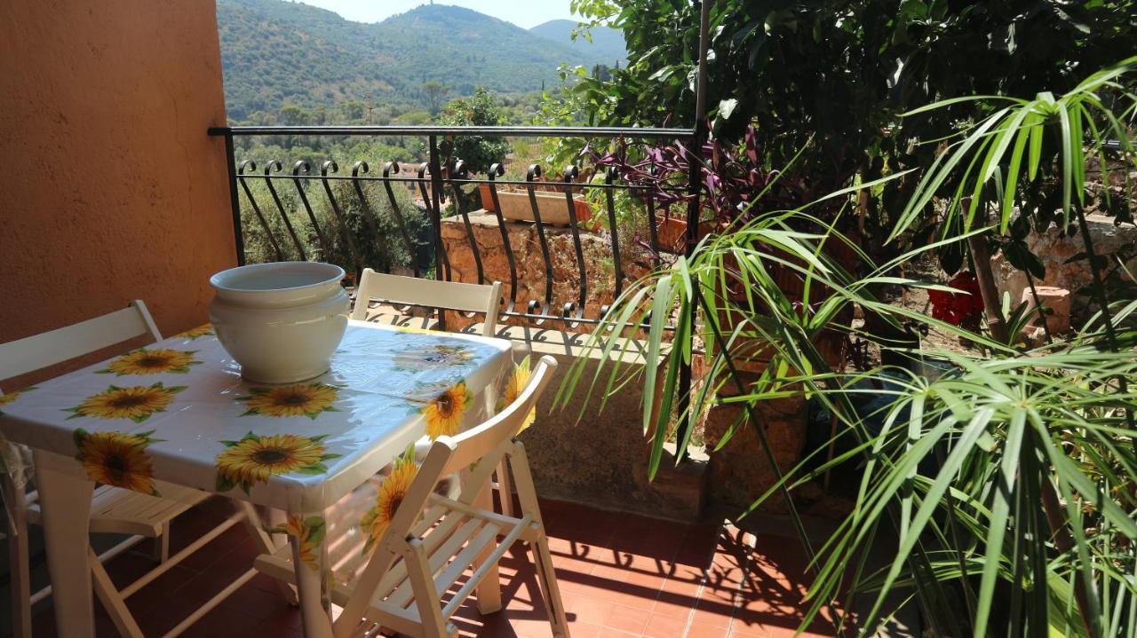 La Casa Di Elba E Mario Διαμέρισμα Porto Santo Stefano  Εξωτερικό φωτογραφία